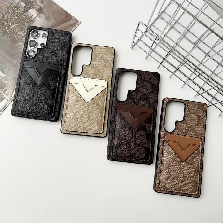アイフォン17pro コーチ coach  カバー 