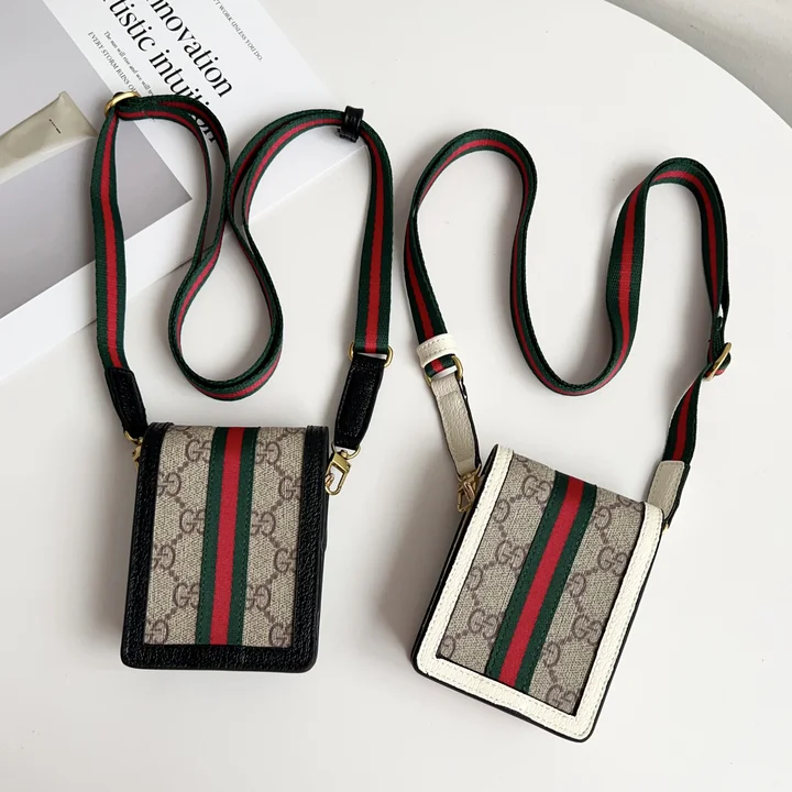 gucci風 アイフォン17プロ スマホケース 