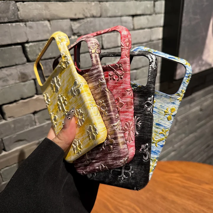 ハイブランド ケース アイフォーン17 chrome hearts風 