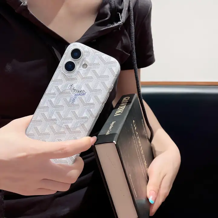 ハイブランド iphone 16pro max カバー 