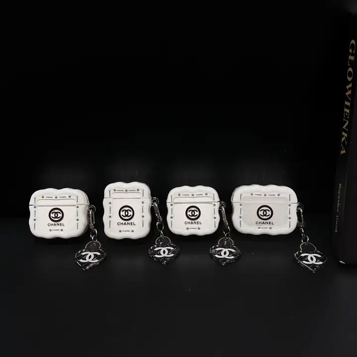 アイフォン17 ケース シャネル風 