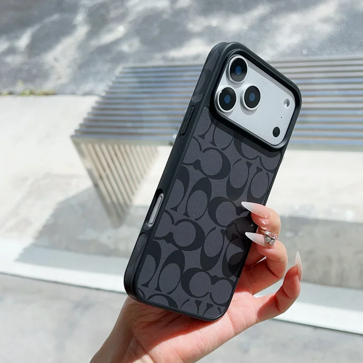 ブランド カバー iphone17 