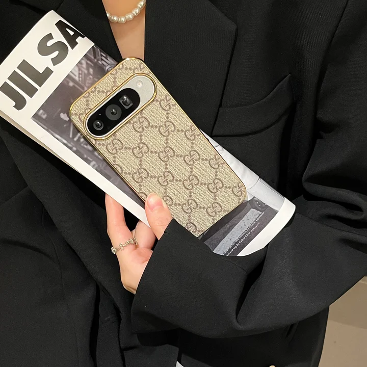 gucci グッチ アイフォン17プラス 