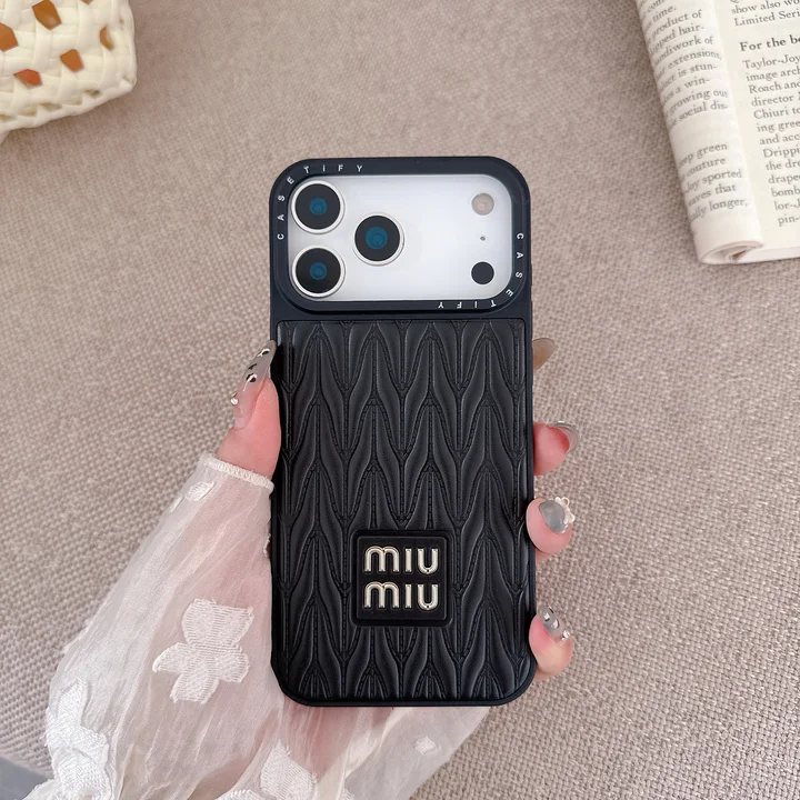 ミュウミュウ miumiu アイフォーン17 