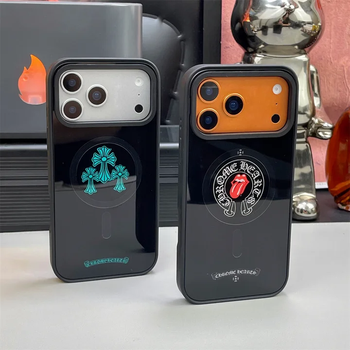 アイフォーン15 plus スマホケース chrome hearts