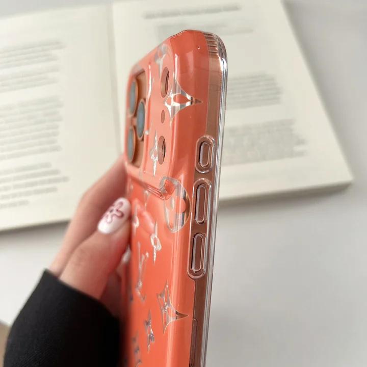 ハイブランド アイフォン17 カバー 