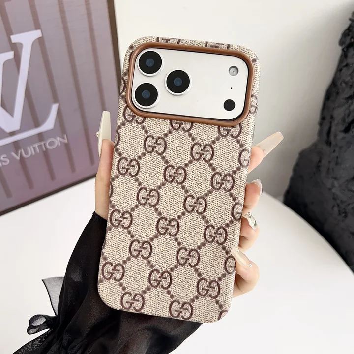 カバー iphone16 Plus