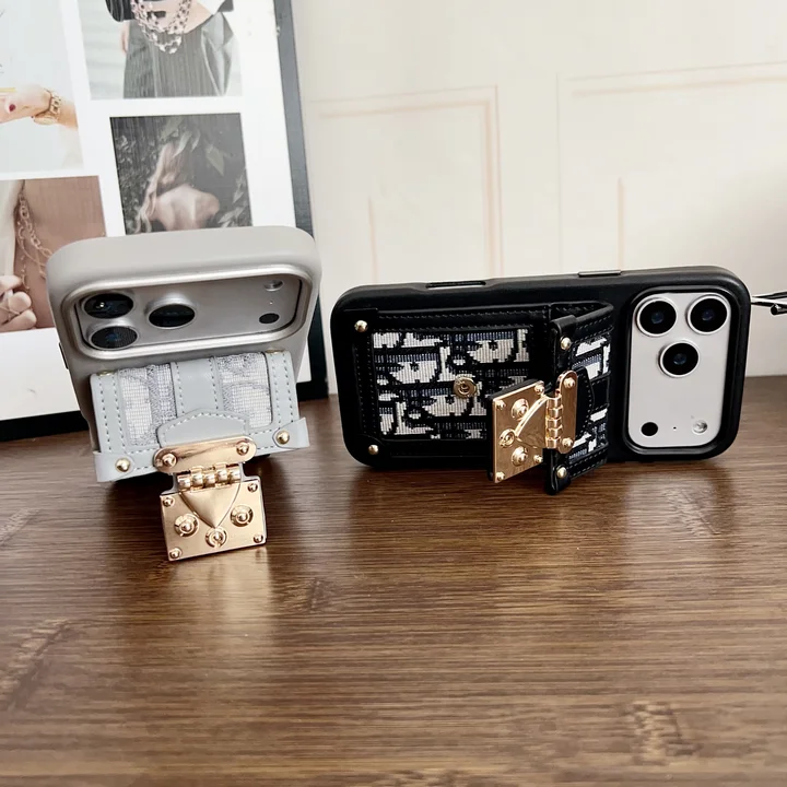 ハイブランド アイフォーン17プラス カバー