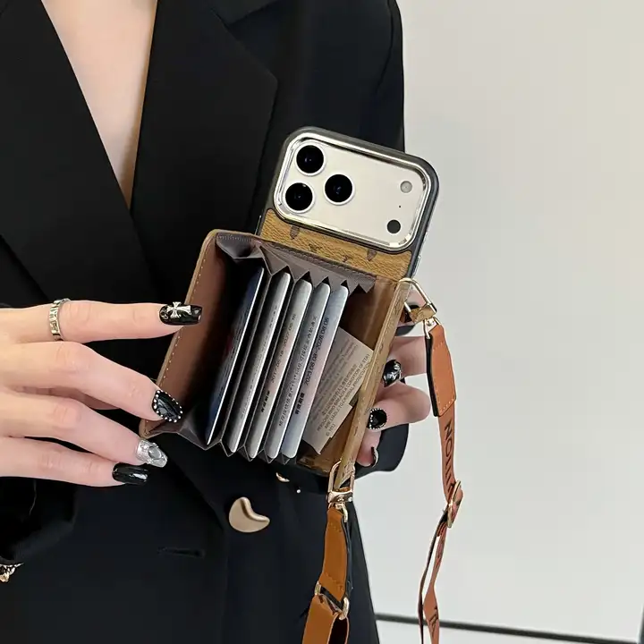 ブランド カバー アイフォーン17pro  