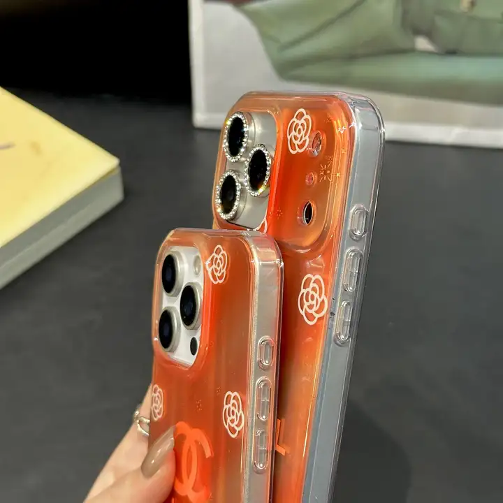 ブランド カバー iphone17