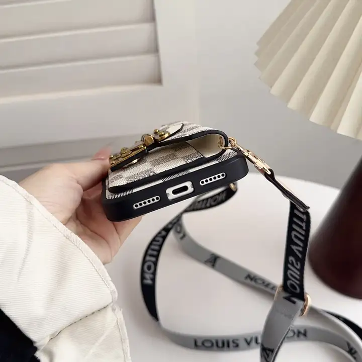 ブランド  アイフォン17pro ケース 