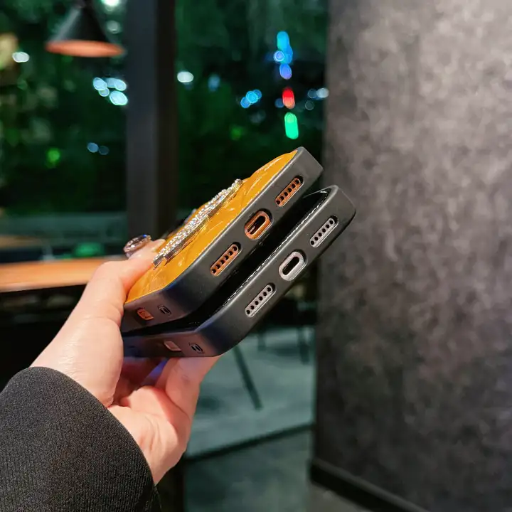 ハイブランド シャネル風 アイホン17 ケース 