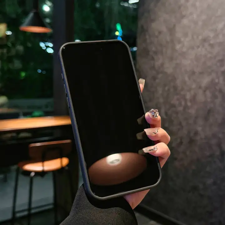 ハイブランド アイホン17プロ max スマホケース 