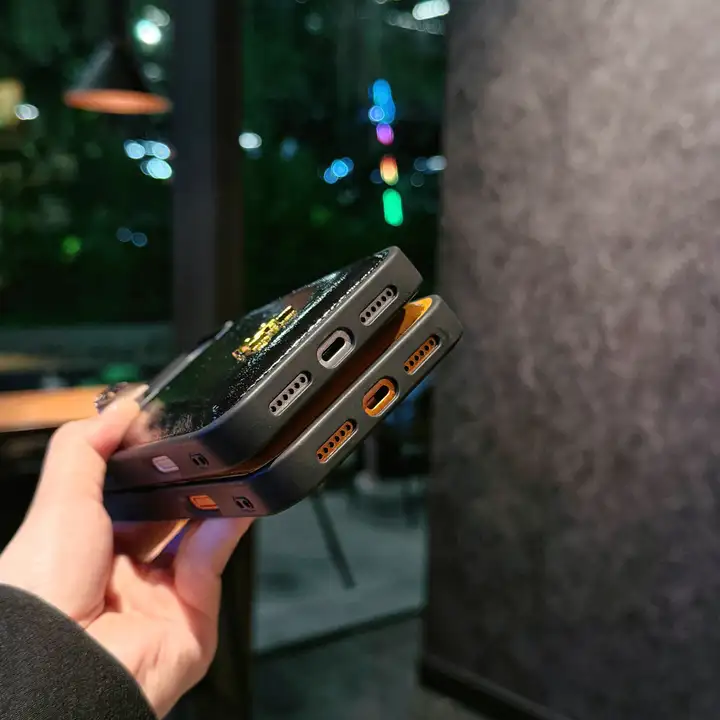 ブランド アイフォーン15 携帯ケース 