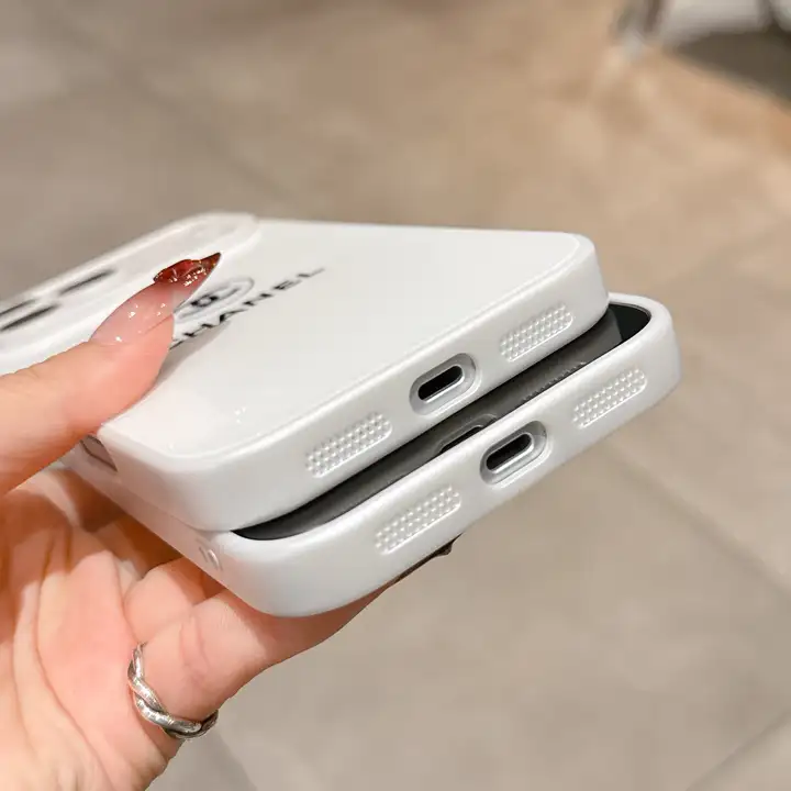 ハイブランド ケース アイホン17 