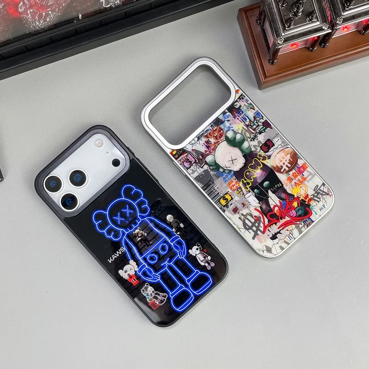 ブランド kaws iphone17plus 携帯ケース
