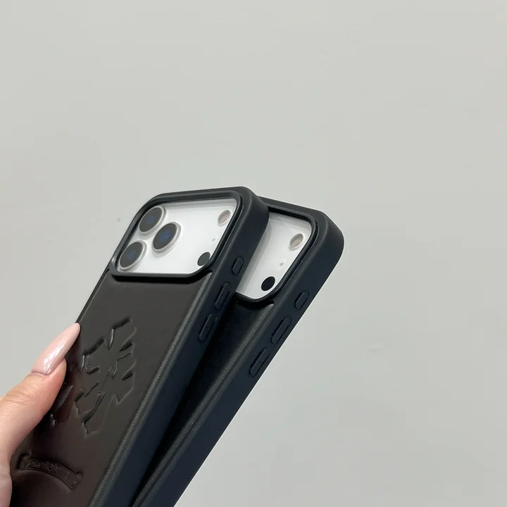 ハイブランド カバー アイホン17 クロームハーツ風