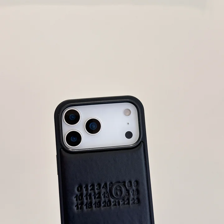 maison margiela アイフォン17プラス 携帯ケース