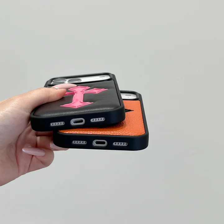 ブランド 携帯ケース iphone17pro クロームハーツ