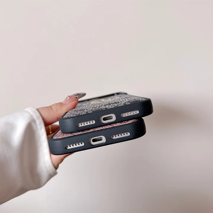 ハイブランド ゲス アイホン17pro スマホケース