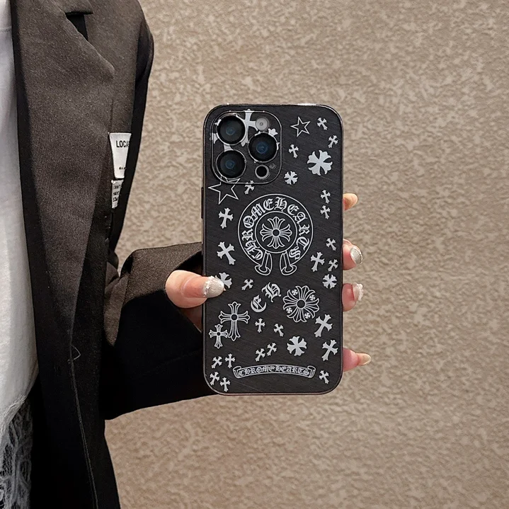 アイフォーン17plus chrome hearts スマホケース