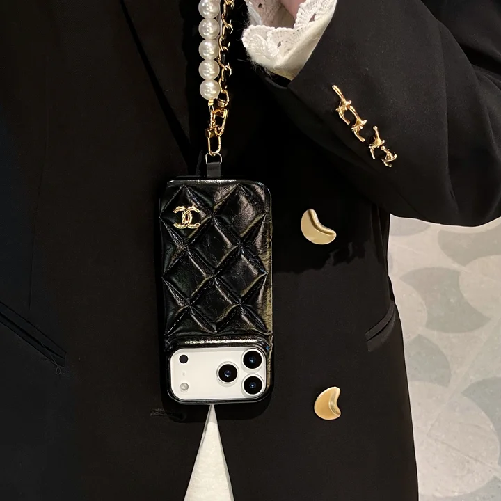 アイフォン17plus シャネル スマホケース