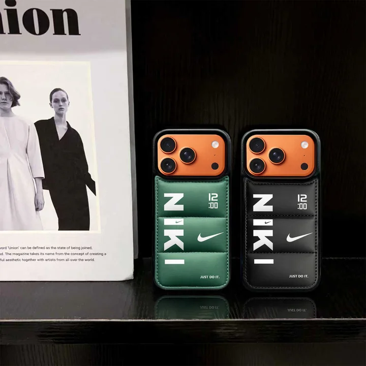 アイフォーン17 nike ナイキ スマホケース