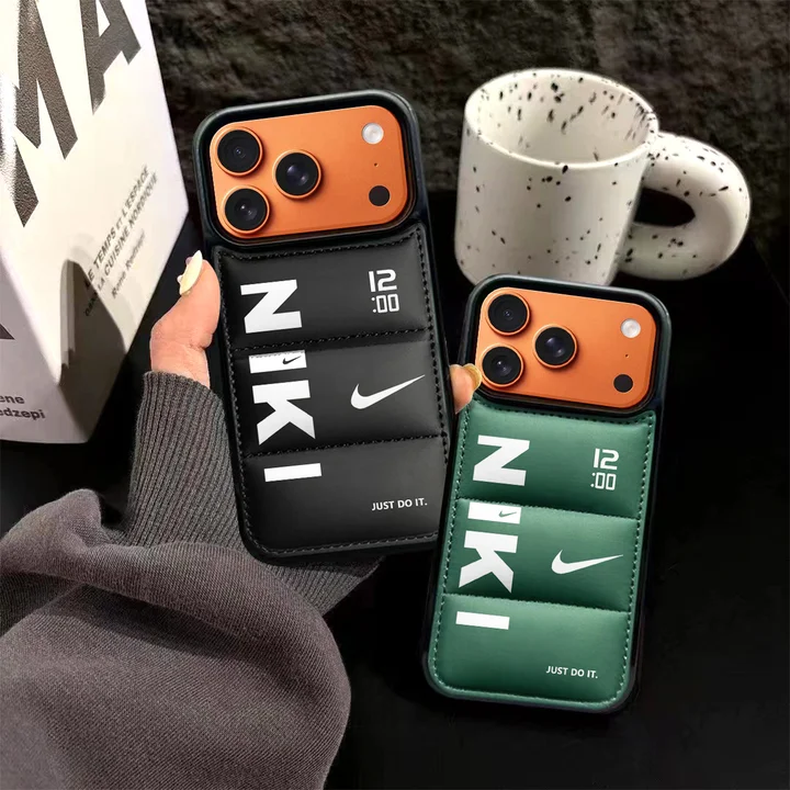 アイフォーン17 スマホケース nike