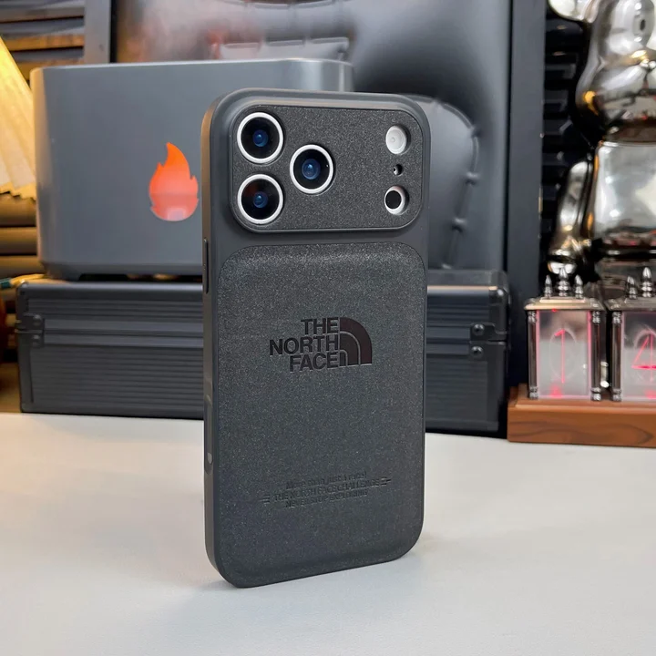 アイホン17 the north face カバー 