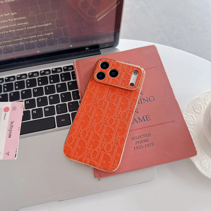 アイフォーン17plus  カバー 