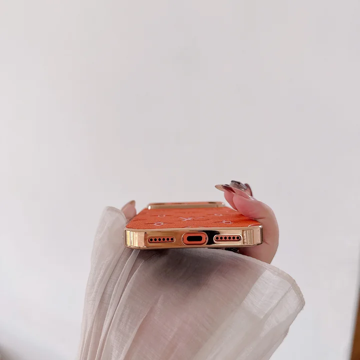 ハイブランド カバー アイフォーン17  