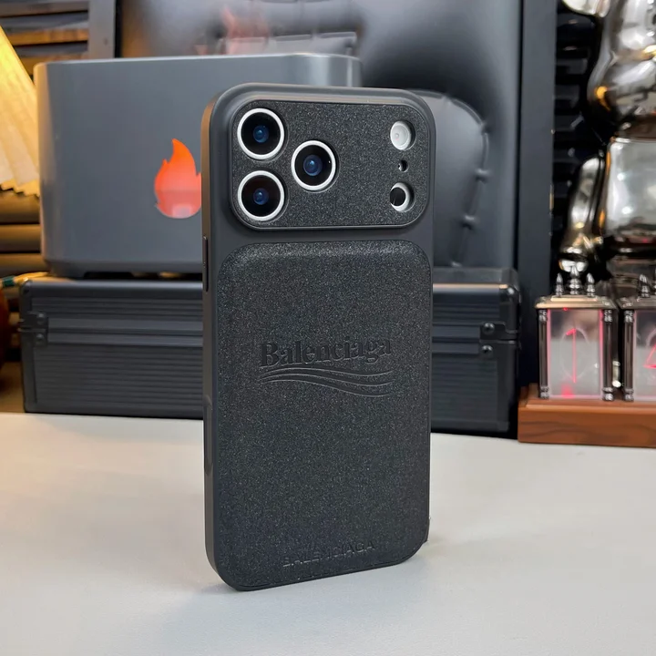 バレンシアガ balenciaga アイフォーン17plus カバー 