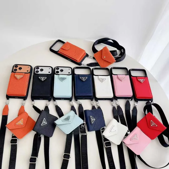 iphone16 Pro 携帯ケース prada 