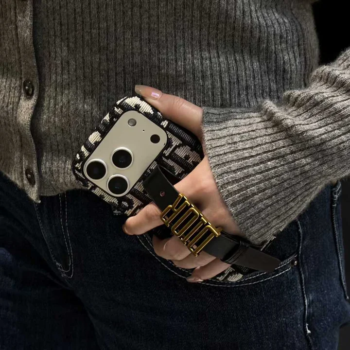 ブランド アイフォン16 Pro 携帯ケース 