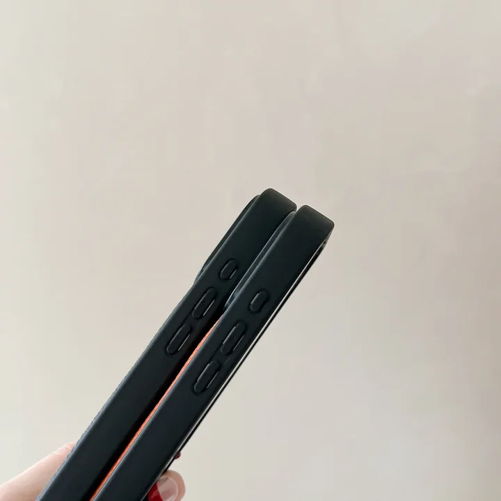 ハイブランド ケース アイフォーン17 chrome hearts