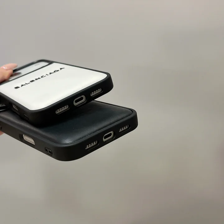 ブランド カバー iphone 15 pro バレンシアガ balenciaga