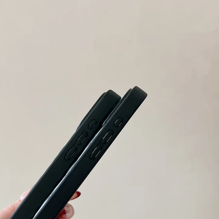 ハイブランド アイホン17プロ カバー