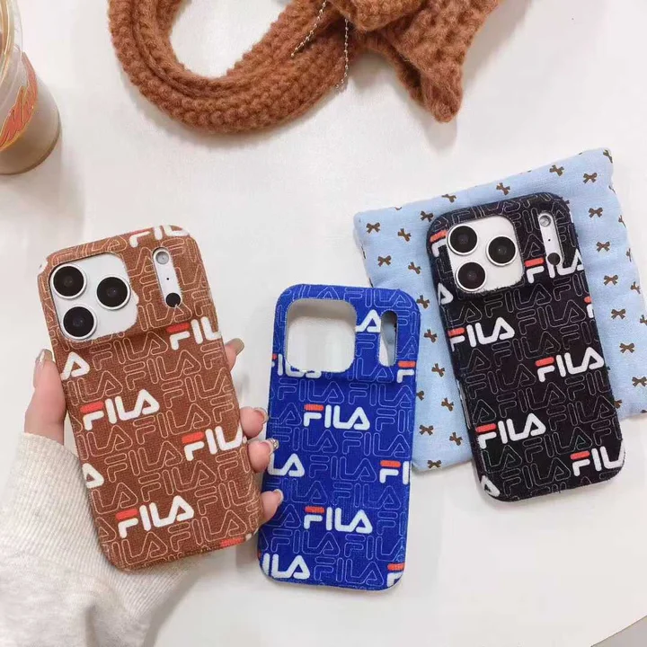 アイフォーン17 スマホケース フィラ 