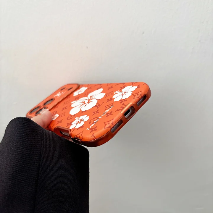 ブランド アイフォーン 15 携帯ケース 