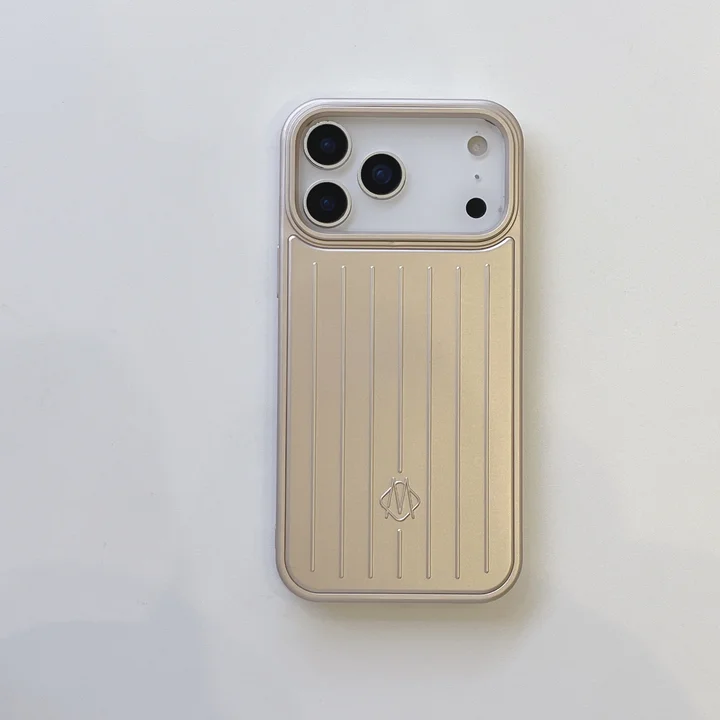 ブランド  iphone17プラス 携帯ケース 