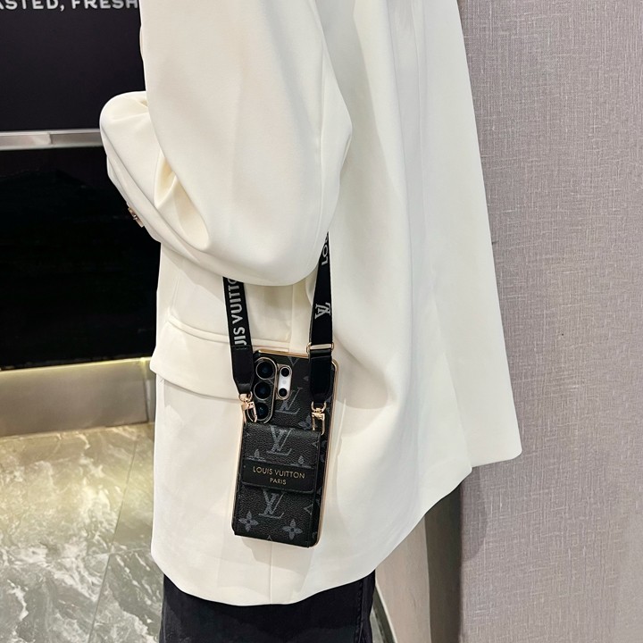 ハイブランド スマホケース アイフォーン17 グッチ 