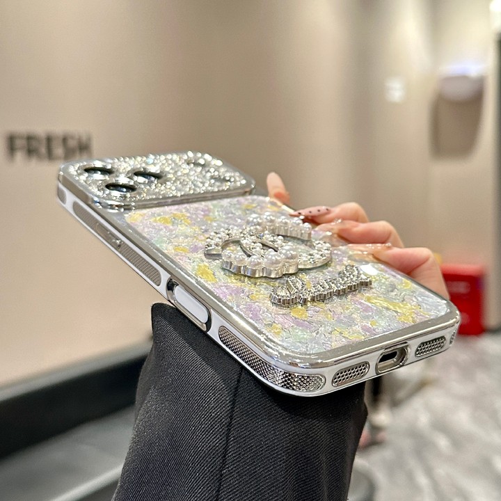 ブランド カバー アイフォーン13 