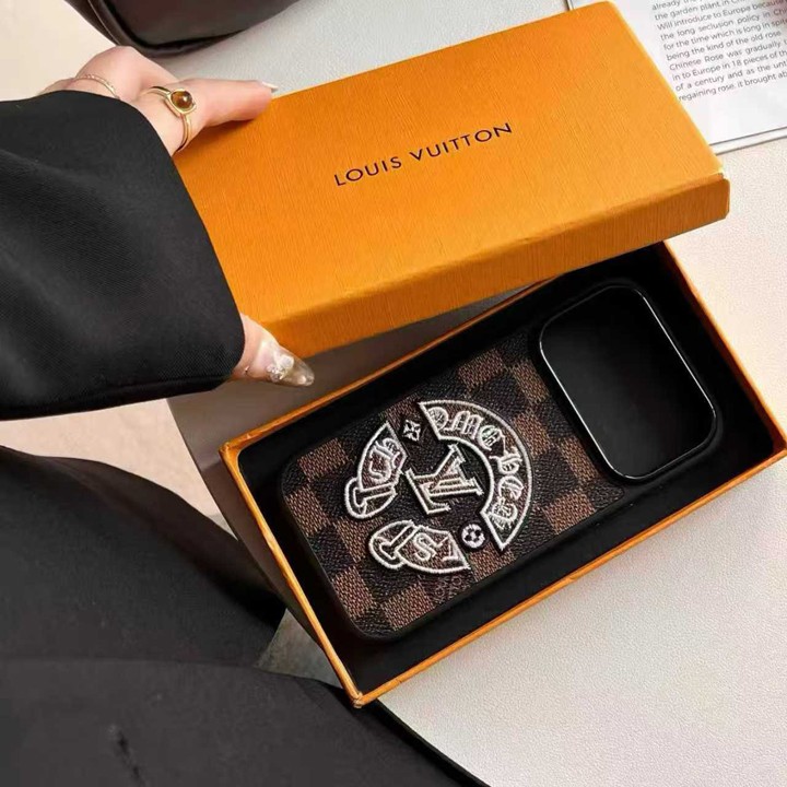 クロームハーツ風 アイフォーン17プラス 携帯ケース 