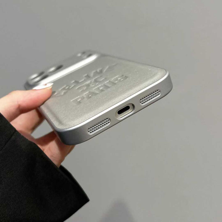 ブランド カバー iphone17プラス