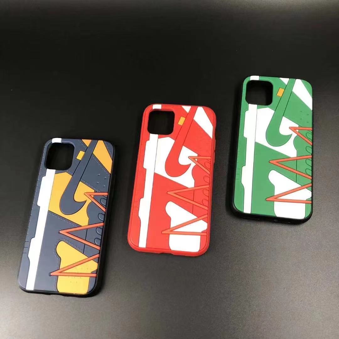 nike アイホン17plus ケース 