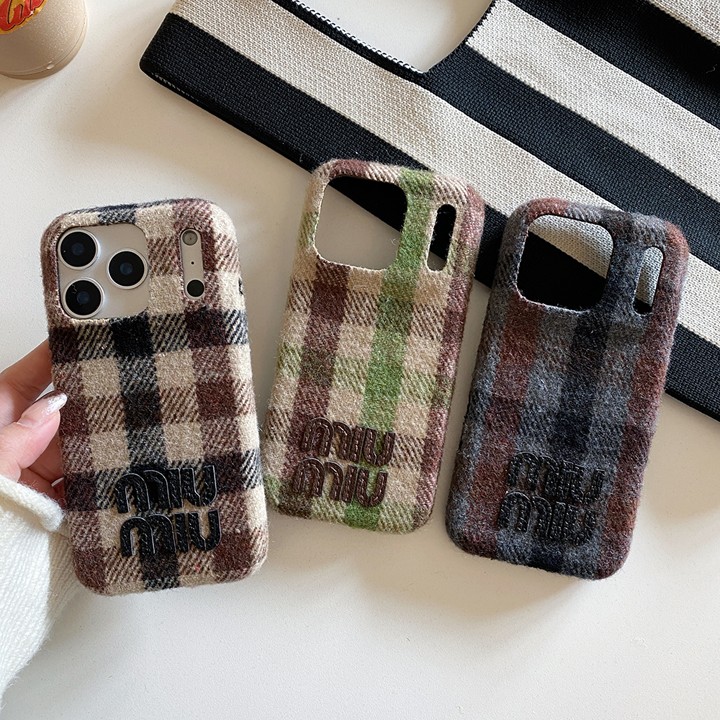 ミュウミュウ miumiu カバー iphoneiphone17pro