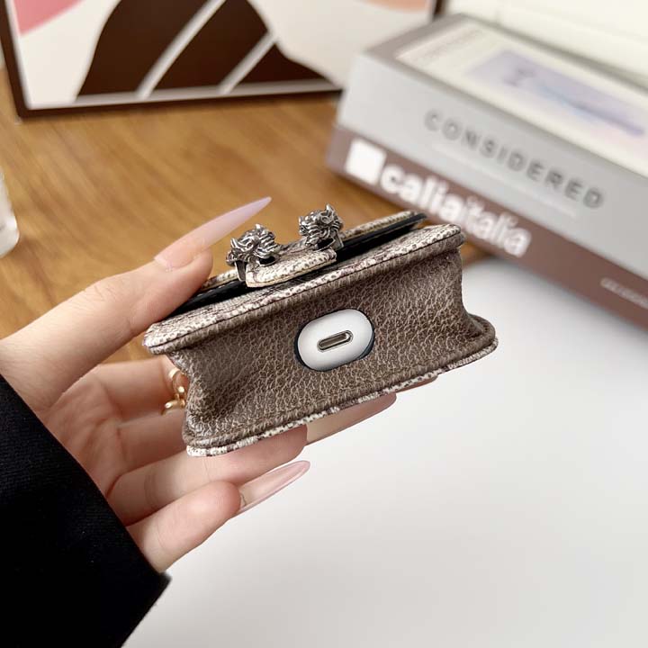gucci グッチ カバー アイフォーン17